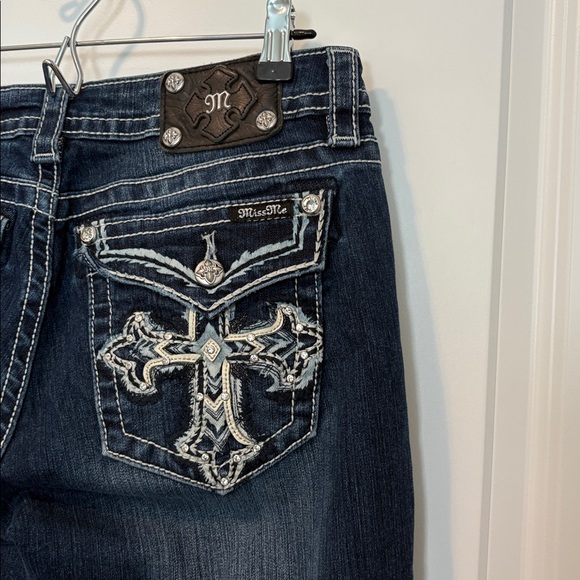 Miss Me Signature Dark Blue Cropped Jeans with Embroidery Cuffed Capri - Picture 2 of 6